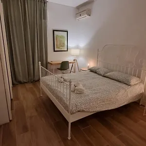 https://la-casa-di-g.it-romehotels.com